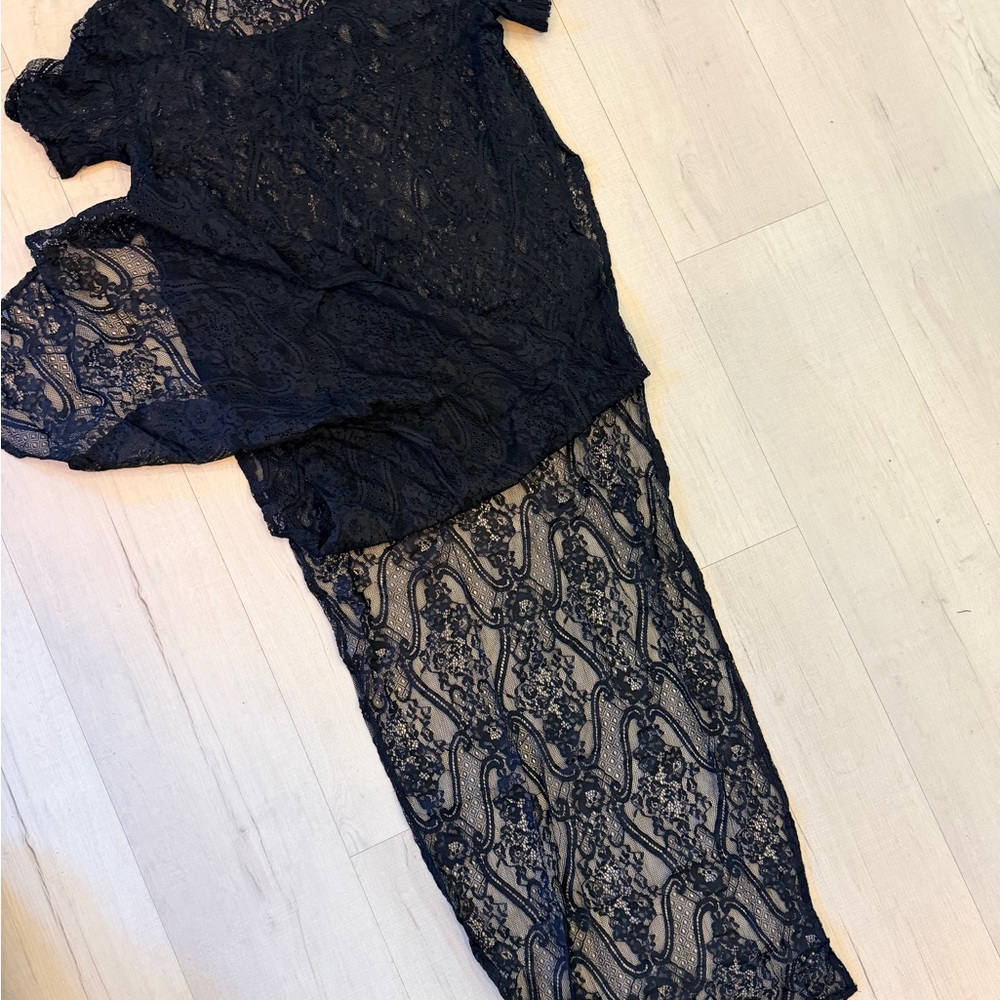 Lush Black Long Lace Maxi‎ Dress - Picture 3 of 11